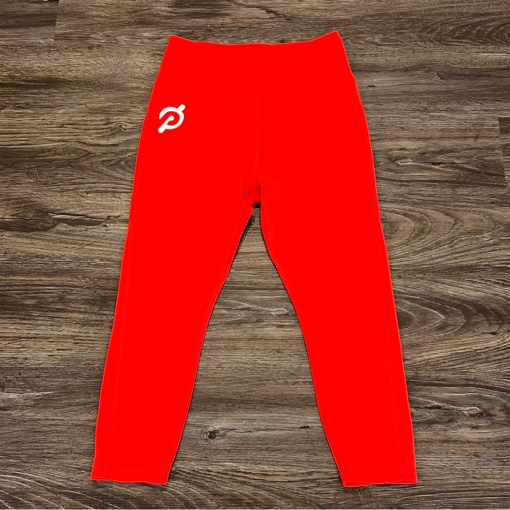 PELOTON London Sport Capri Medium- Like New Condition!